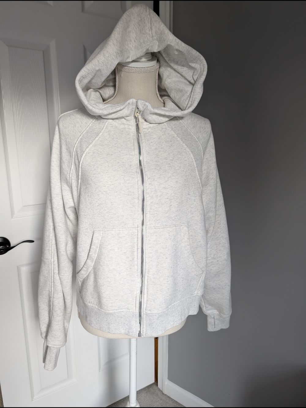 Light Heather Gray Women's Zip-Up Hoodie Jacket